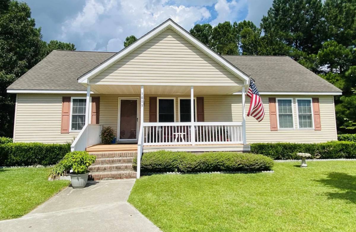 House for rent at 1013 Morning Dale St, Conway, SC 29526