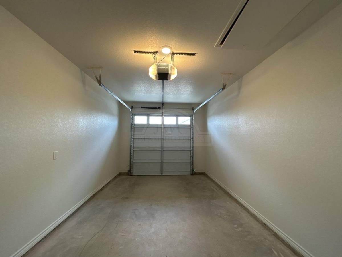 Townhouse for rent at 5104 Rose Garden Loop, Killeen, TX 76542