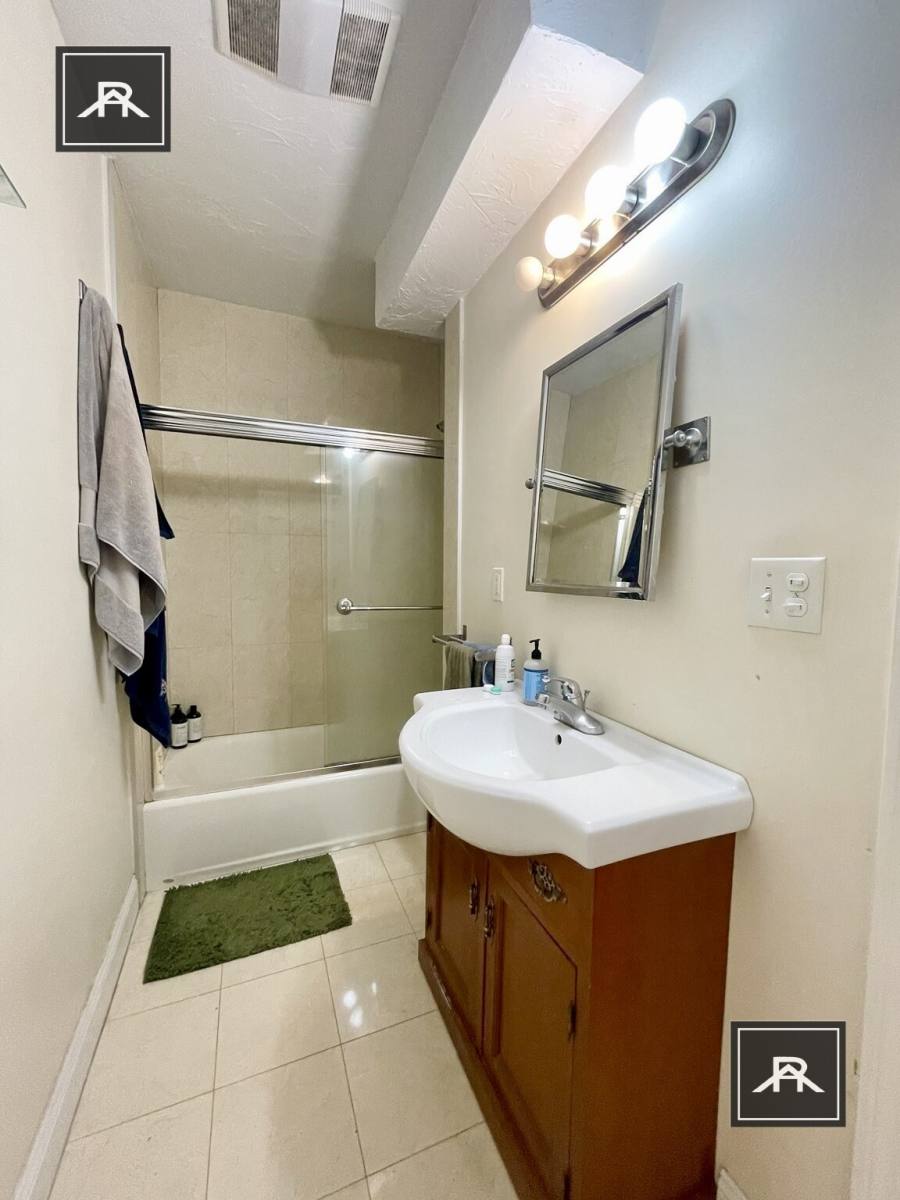 Apartment for rent at 193 Winthrop #1, Brookline, MA 02446