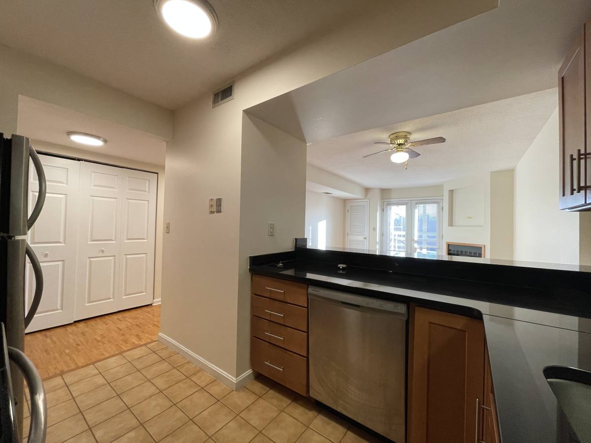 Apartment for rent at 345 Franklin St #202, Cambridge, MA 02139