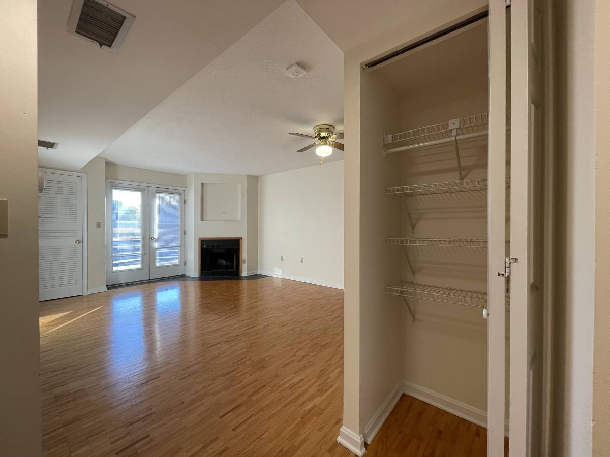 Apartment for rent at 345 Franklin St #202, Cambridge, MA 02139