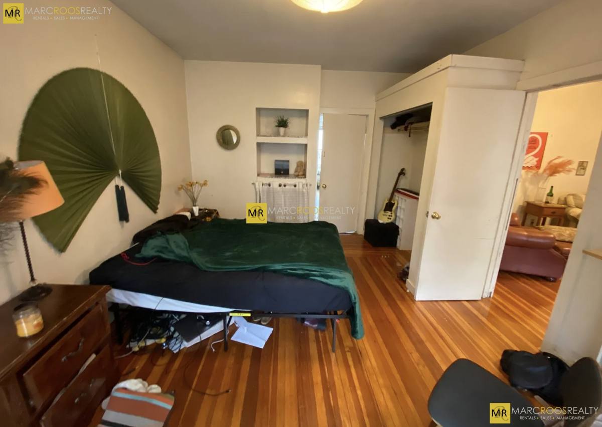 House for rent at 5 Lowell Circle #1, Somerville, MA 02144
