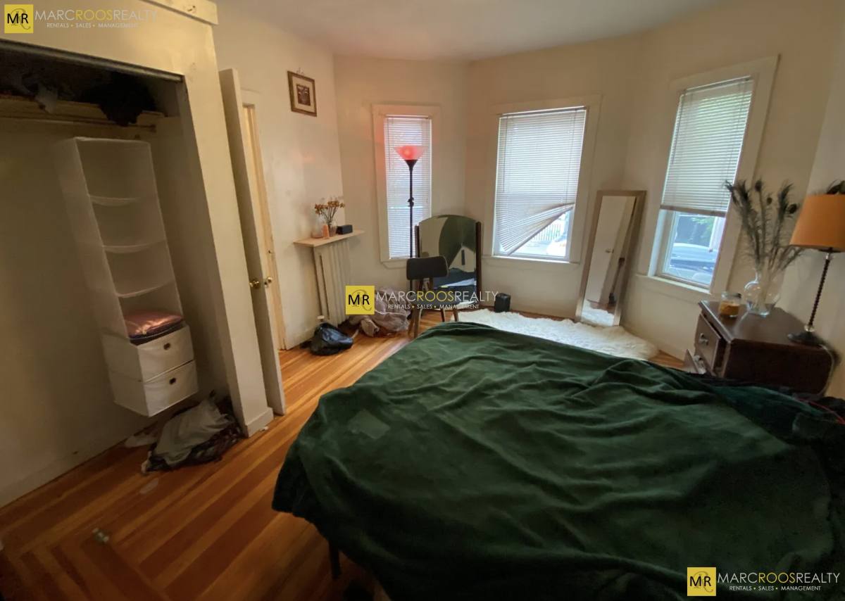 House for rent at 5 Lowell Circle #1, Somerville, MA 02144
