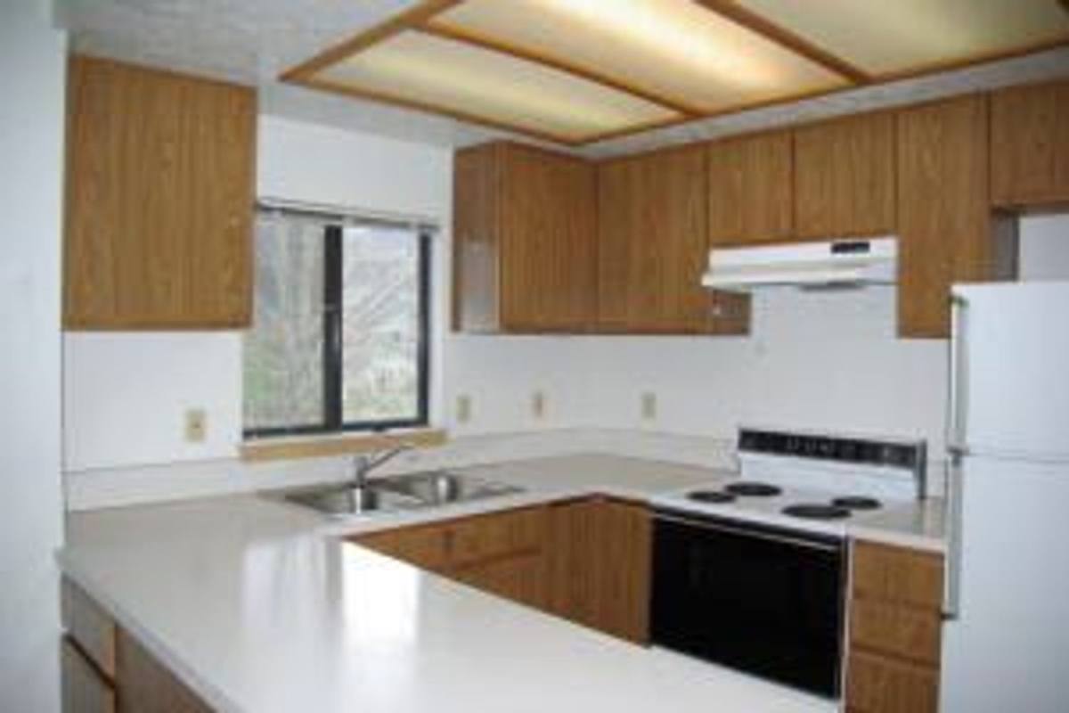 Apartment for rent at 614 1 2 4th Ave S, Hailey, ID 83333