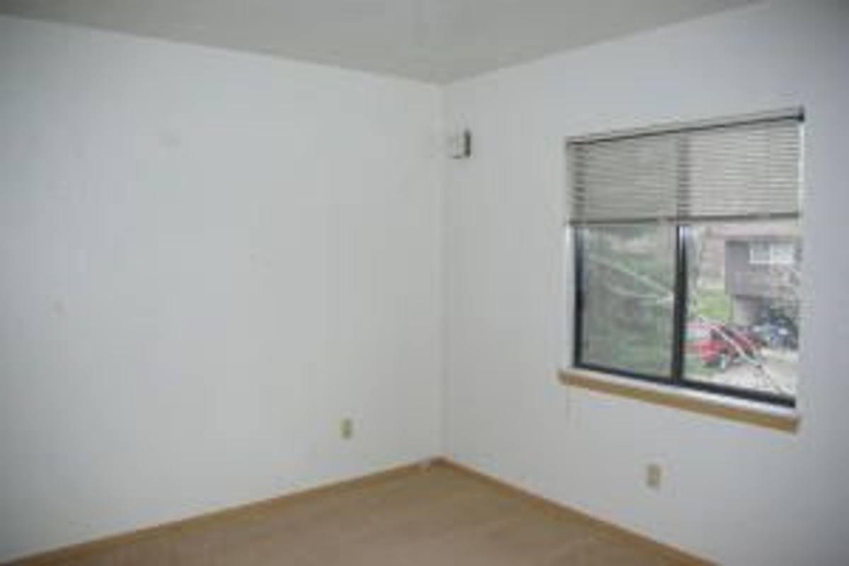 Apartment for rent at 614 1 2 4th Ave S, Hailey, ID 83333