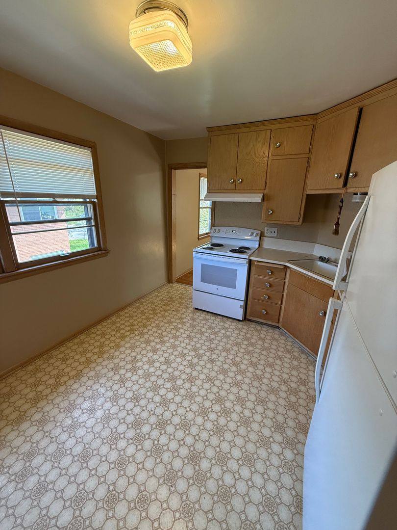 Apartment for rent at 3309 N Dousman, Milwaukee, WI 53212