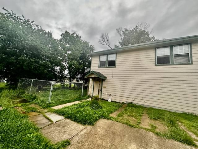 Apartment for rent at 1230 7th Ave, Port Arthur, TX 77642