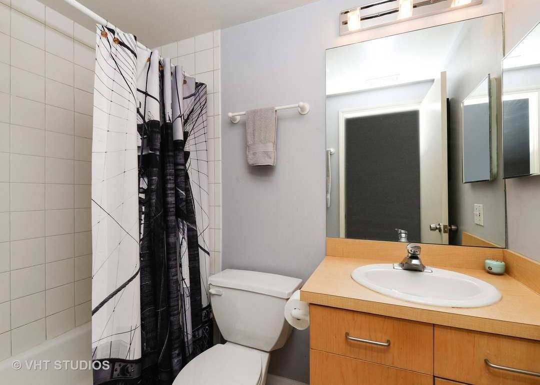 Apartment for rent at 2544 W N Ave #2C, Chicago, IL 60647