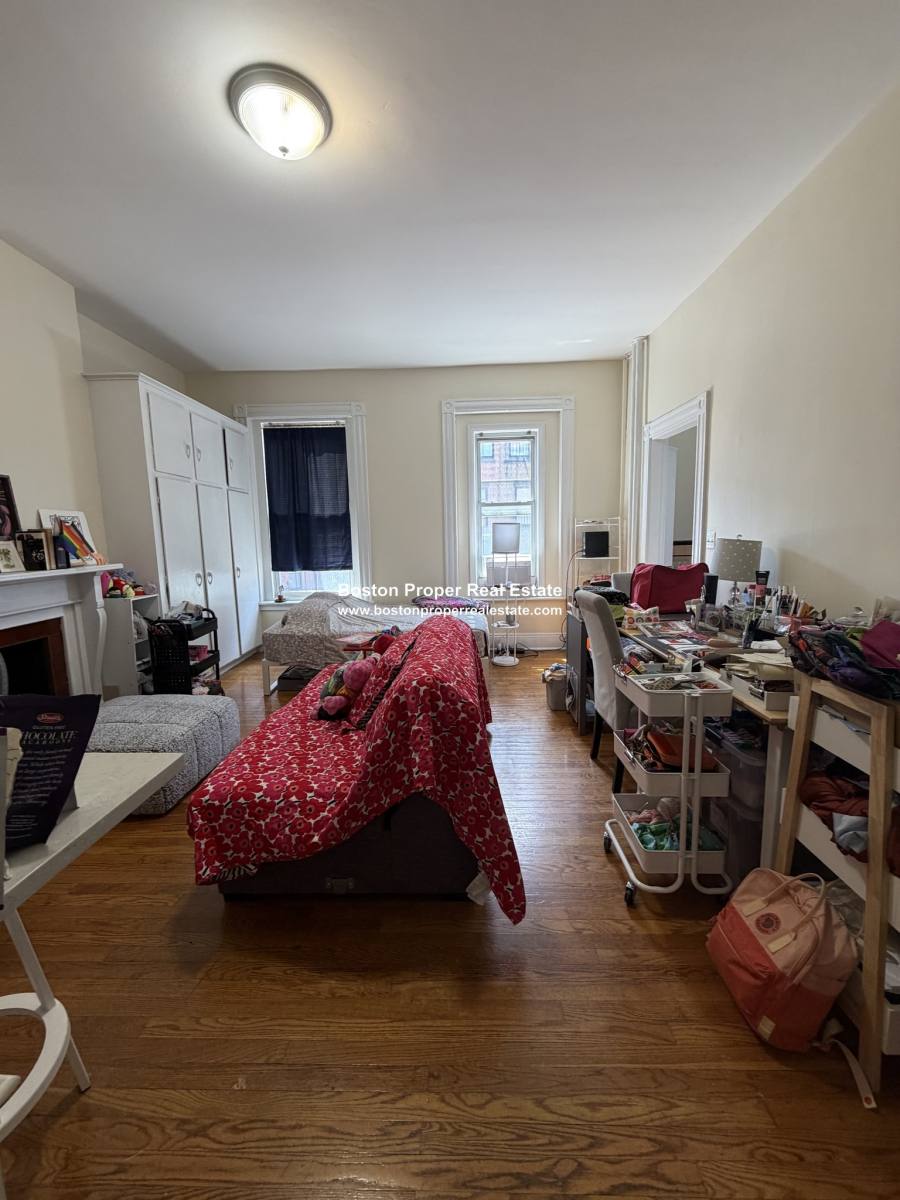 Apartment for rent at 337 Beacon St #7, Boston, MA 02116