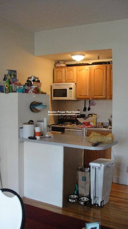 Apartment for rent at 337 Beacon St #7, Boston, MA 02116