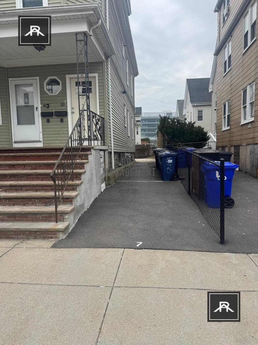 Apartment for rent at 10 Benson St, Brighton, MA 02135