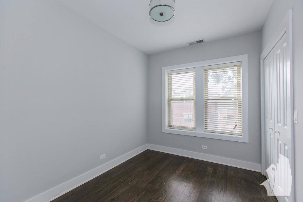 Apartment for rent at 3921 N Janssen #2N, Chicago, IL 60613