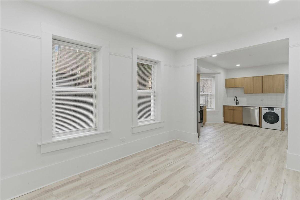 Apartment for rent at 2607 W Haddon Ave #2R, Chicago, IL 60622