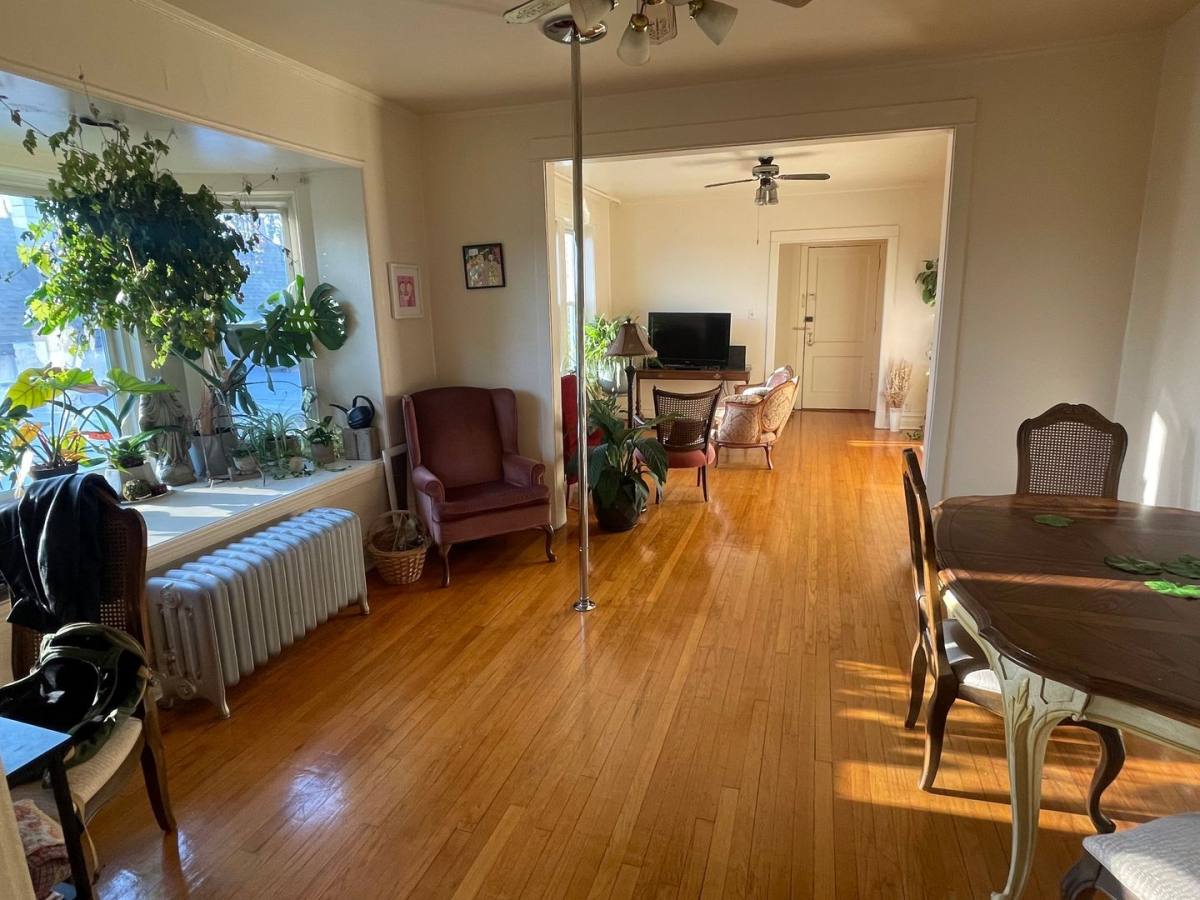 Apartment for rent at 1644 W Summerdale Ave #3N, Chicago, IL 60640