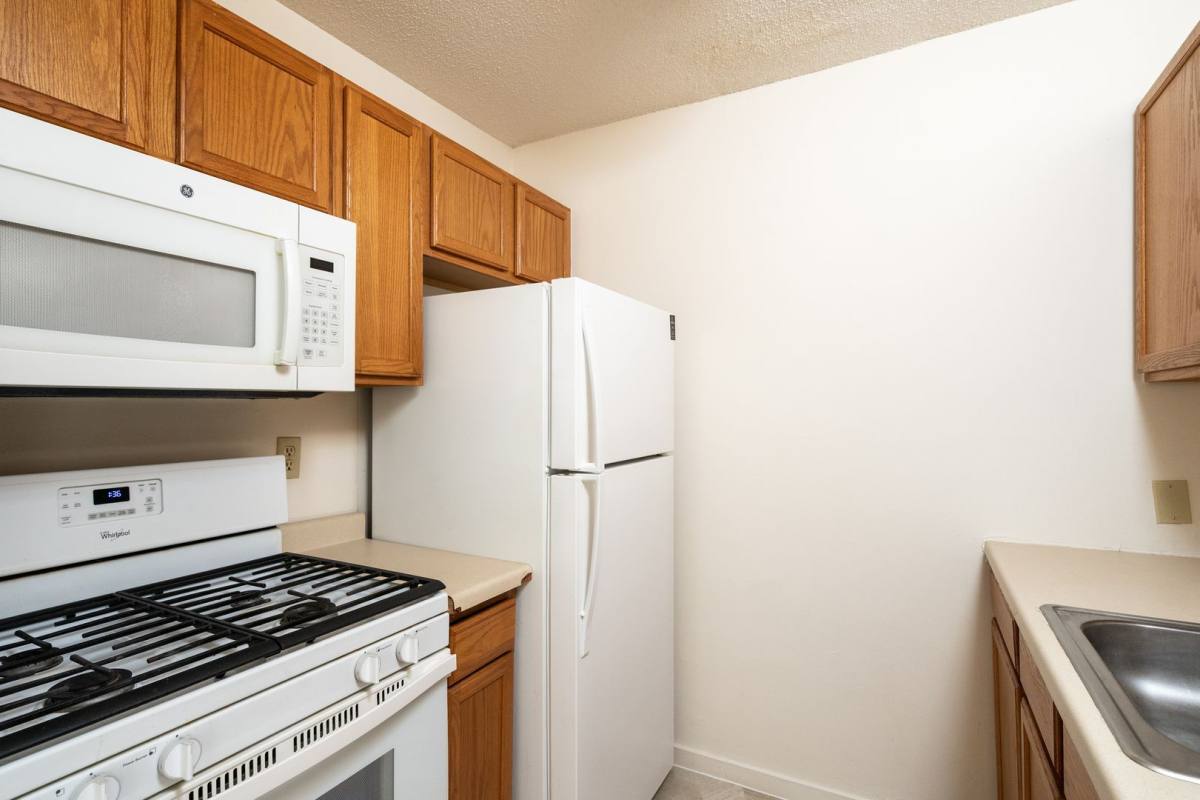 Apartment for rent at 111224 Village Rd, Chaska, MN 55318