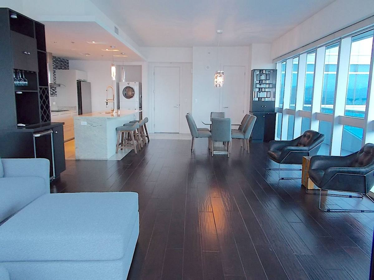 Apartment for rent at 4471 Dean Martin Dr, Las Vegas, NV 89103