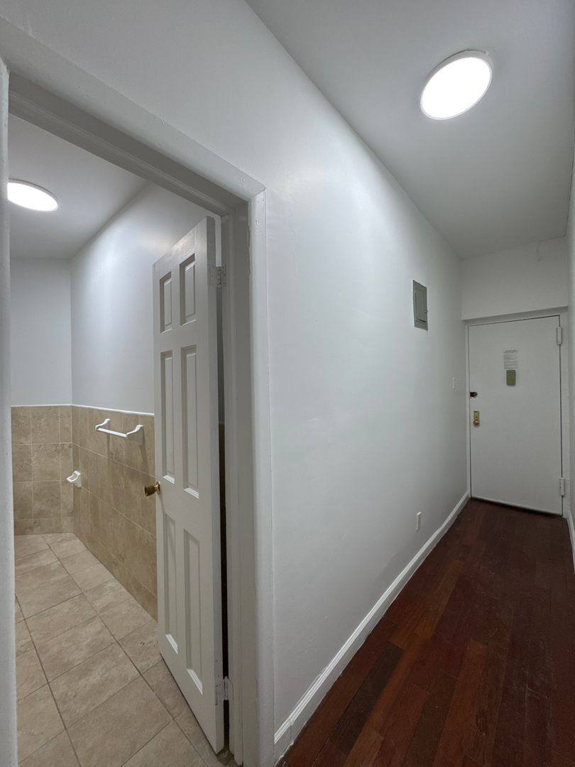 Apartment for rent at 1 Arden St, New York, NY 10040