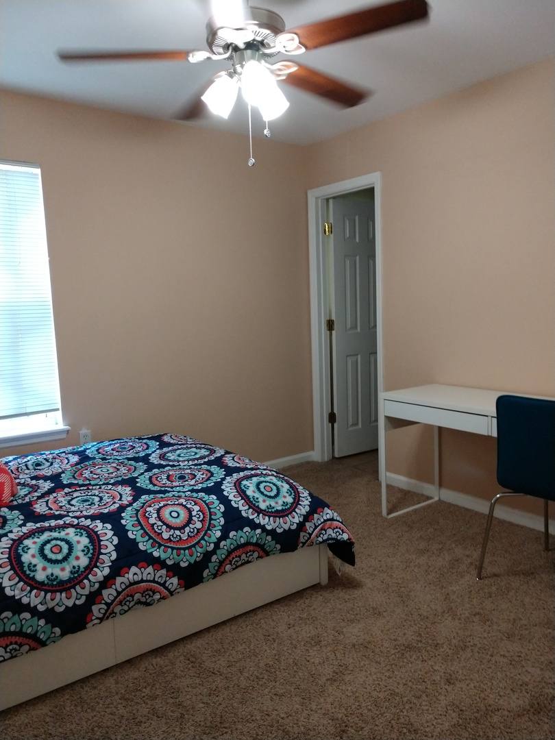 Townhouse for rent at 2738 W Tharpe St #602, Tallahassee, FL 32303