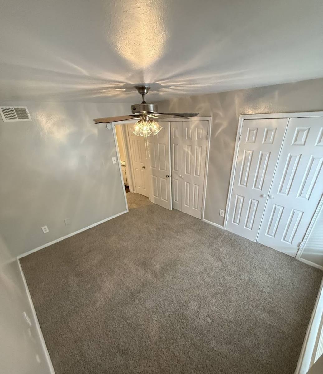 Apartment for rent at 770 Greens Rd, Houston, TX 77060
