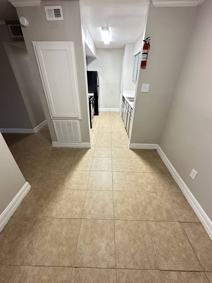 Apartment for rent at 770 Greens Rd, Houston, TX 77060