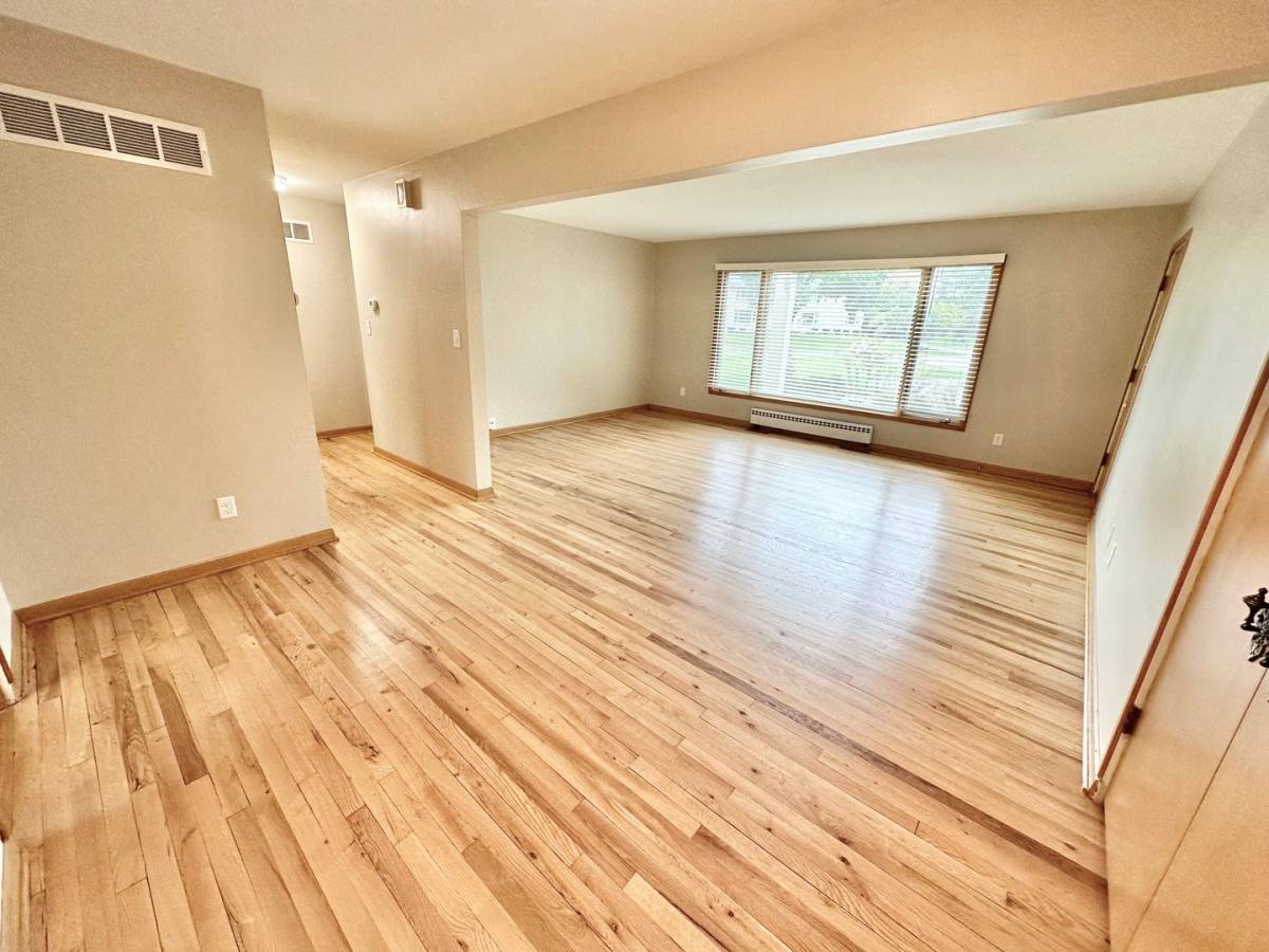 Apartment for rent at 640 Dunleith Circle, Elm Grove, WI 53122