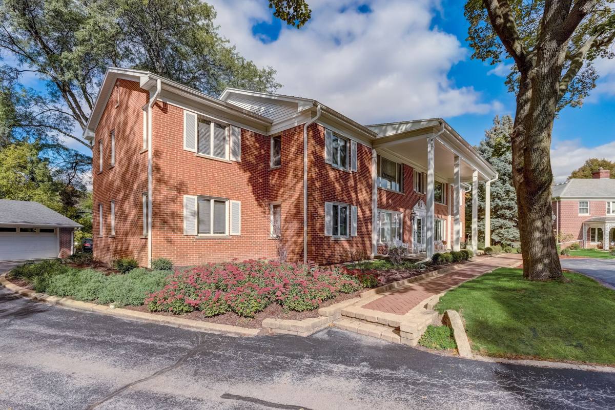 Apartment for rent at 640 Dunleith Circle, Elm Grove, WI 53122