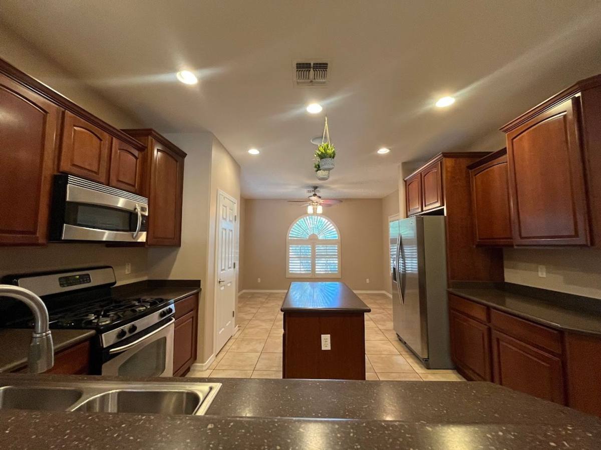 House for rent at 5235 W Blaylock Dr, Phoenix, AZ 85083