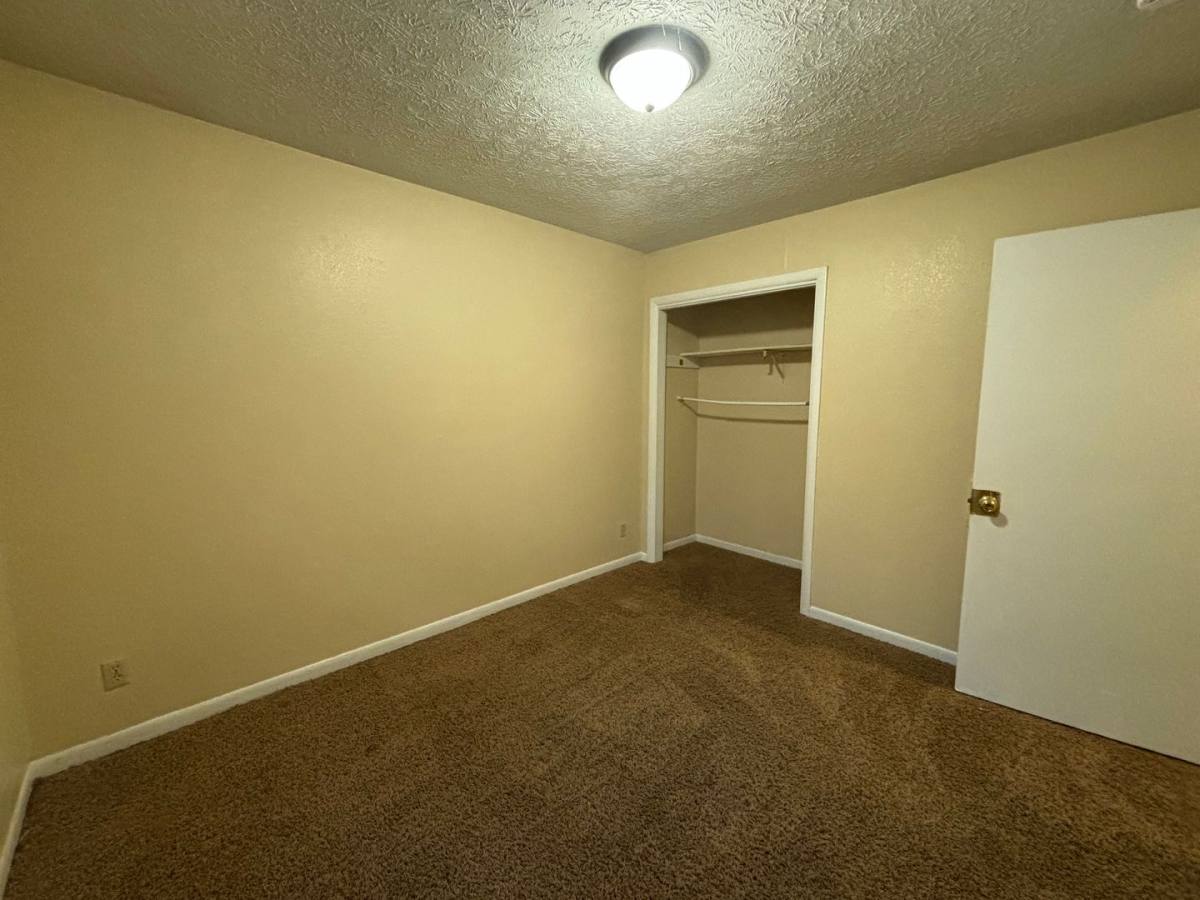 Apartment for rent at 414-416 S 8th Ave, Ozark, MO 65721