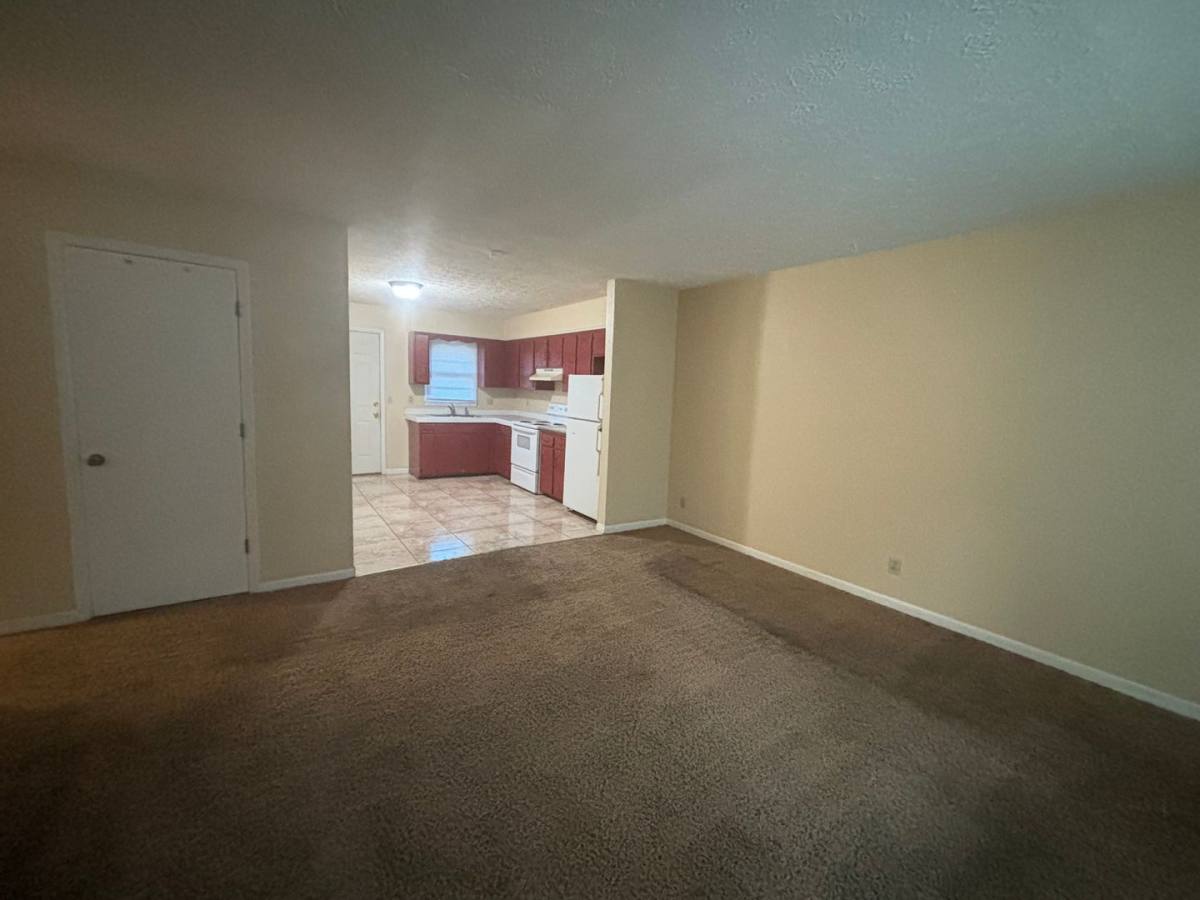 Apartment for rent at 414-416 S 8th Ave, Ozark, MO 65721
