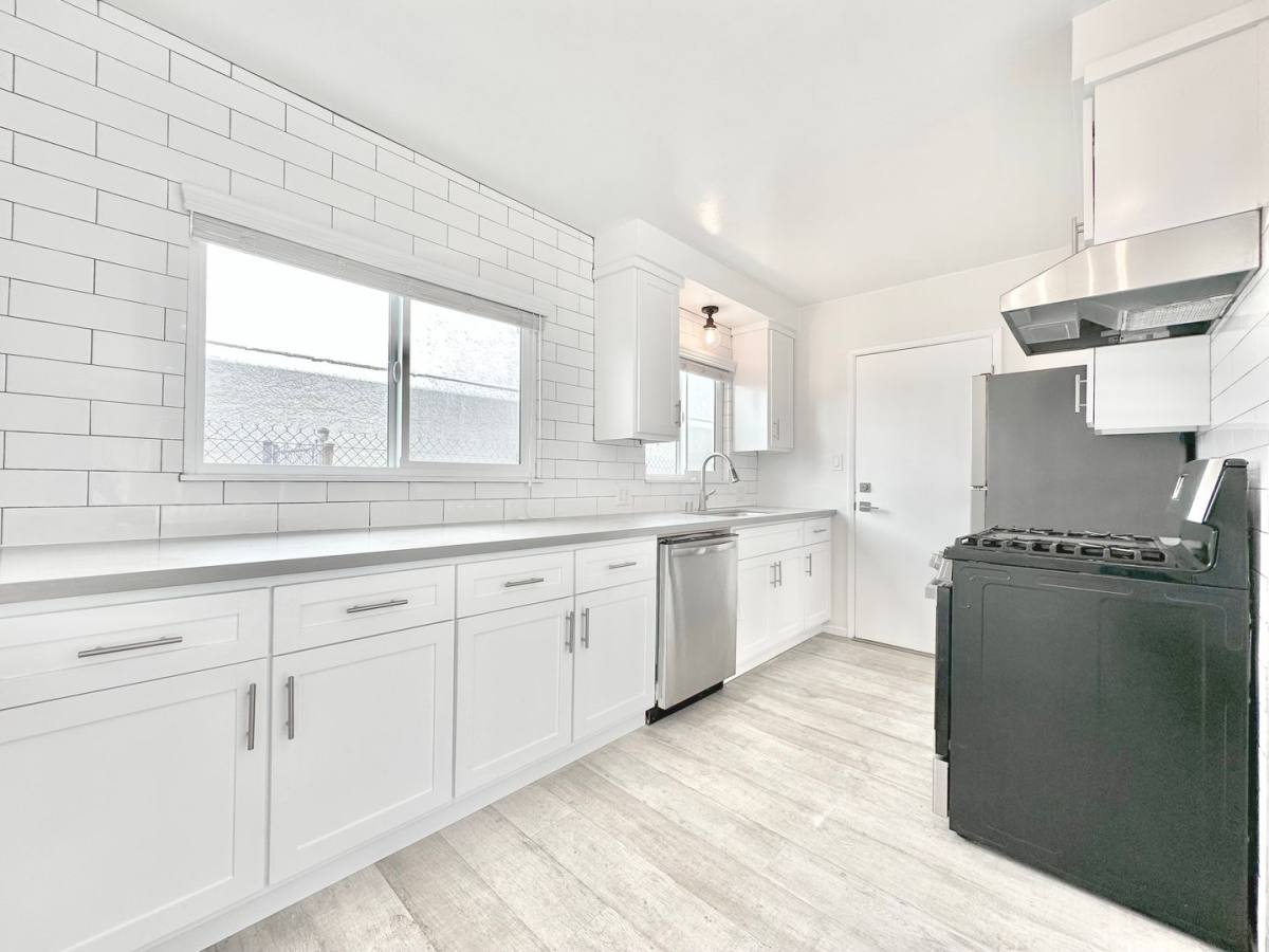 Apartment for rent at 1676 Manning Ave, Los Angeles, CA 90024