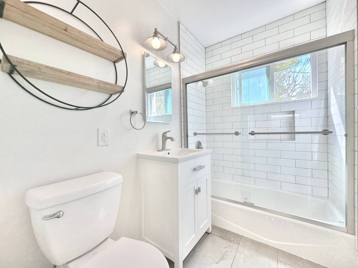 Apartment for rent at 1676 Manning Ave, Los Angeles, CA 90024