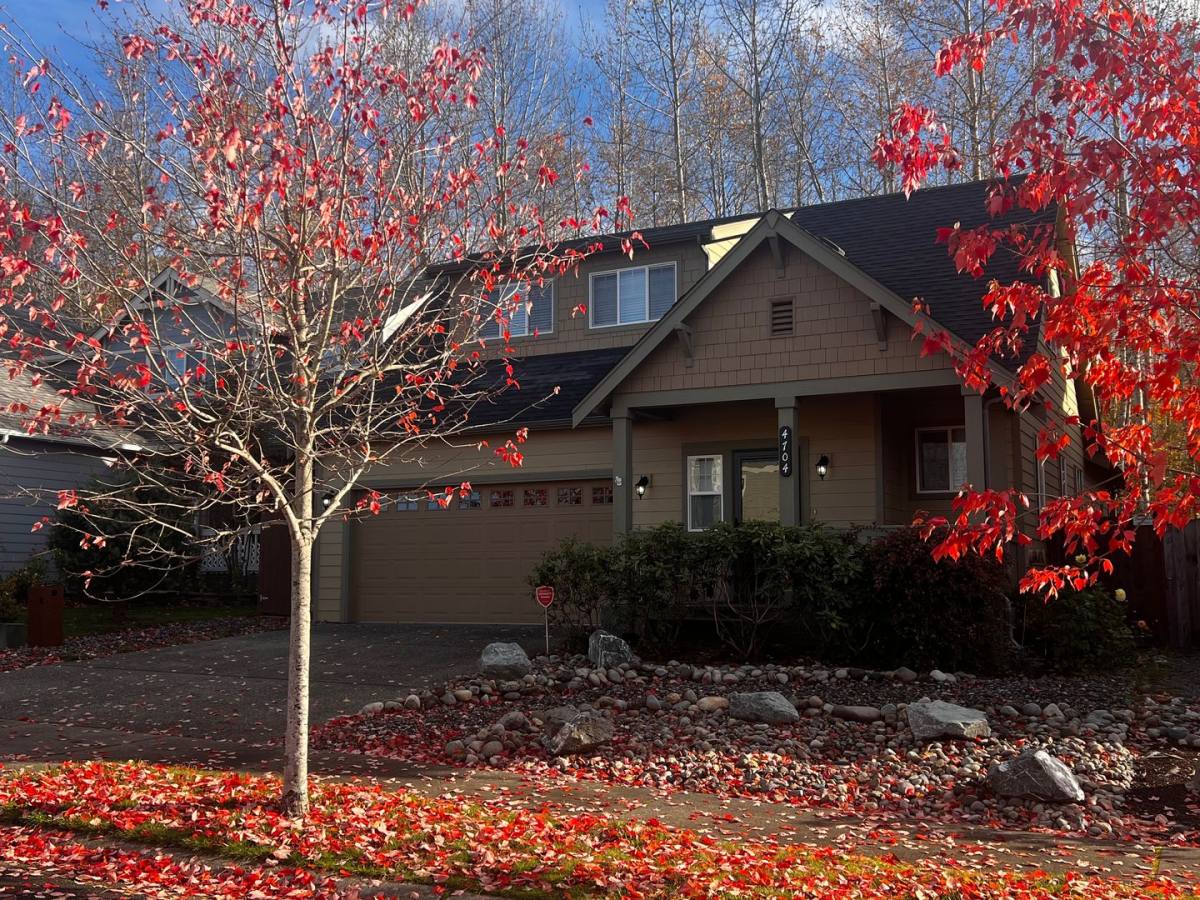 House for rent at 4704 Hadley St, Bellingham, WA 98226