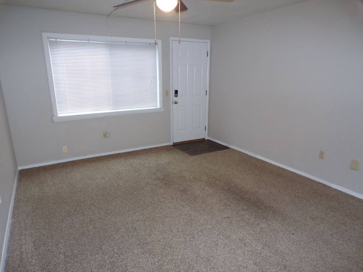 Apartment for rent at 1124 University Dr, Edwardsville, IL 62025