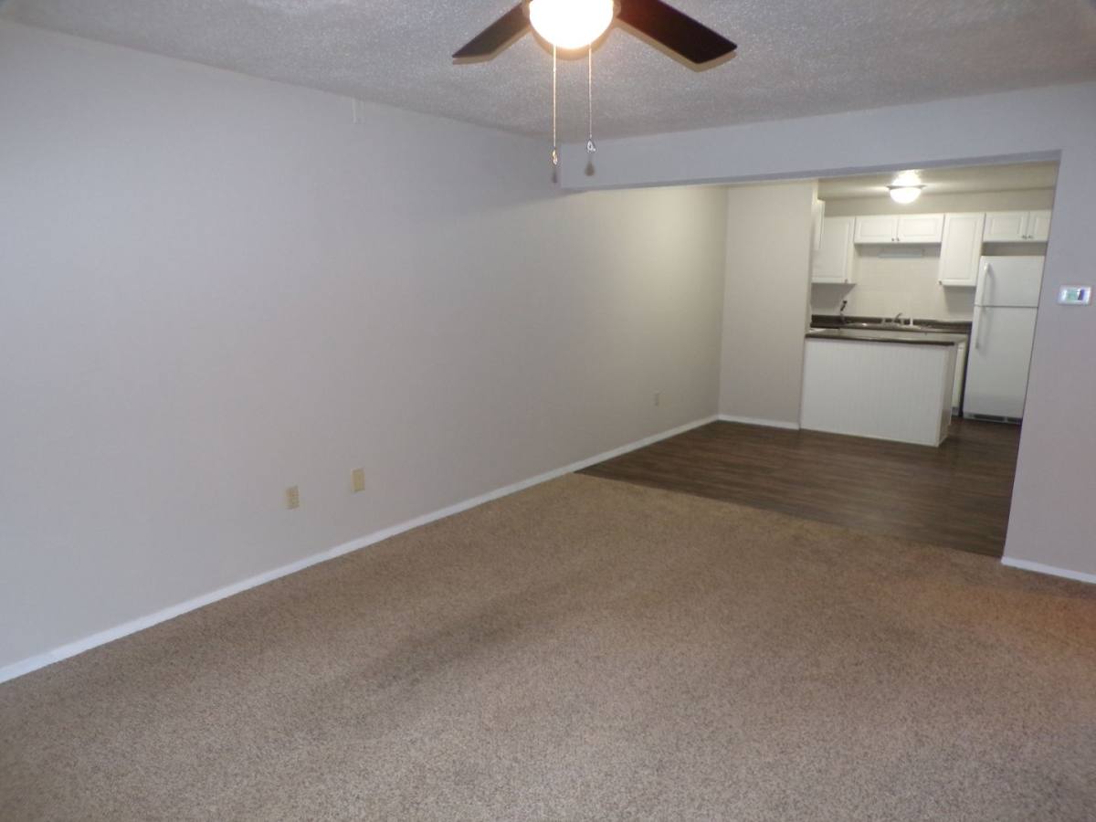 Apartment for rent at 1124 University Dr, Edwardsville, IL 62025