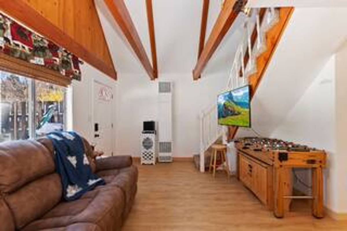 House for rent at 188 Wabash Lane, Sugarloaf, CA 92386