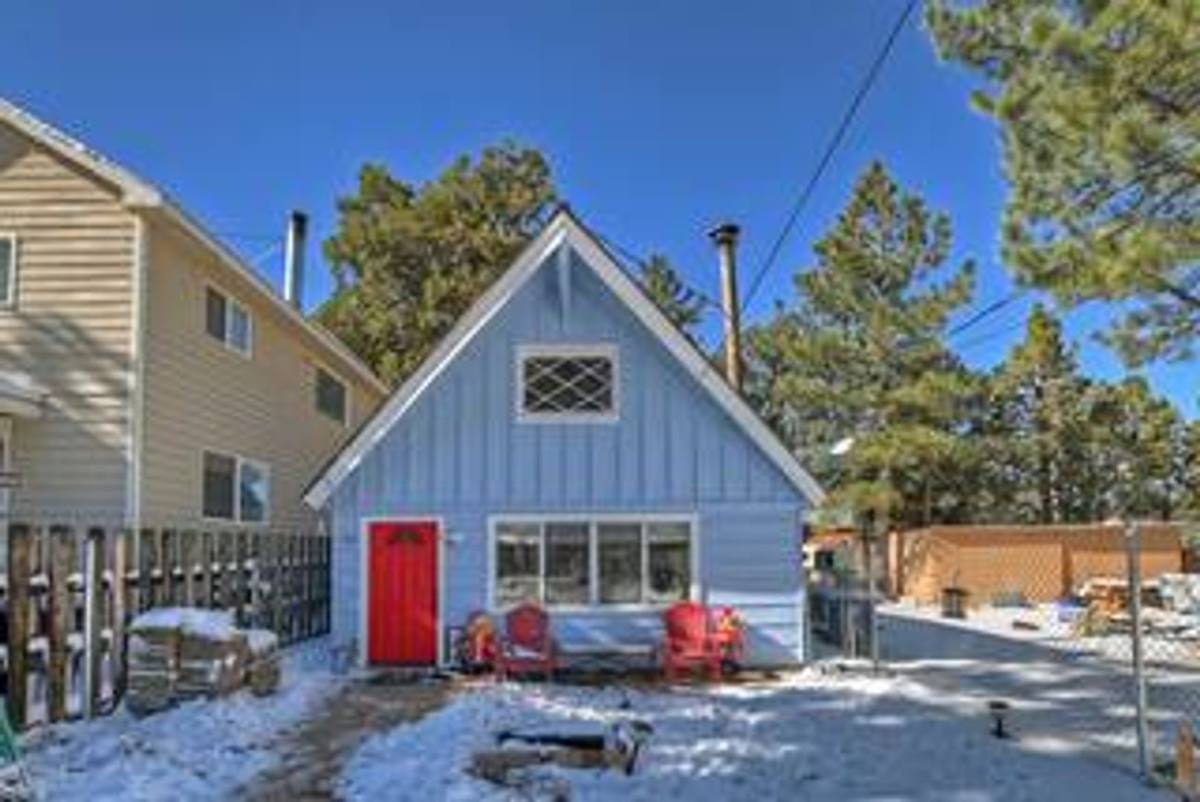 House for rent at 188 Wabash Lane, Sugarloaf, CA 92386