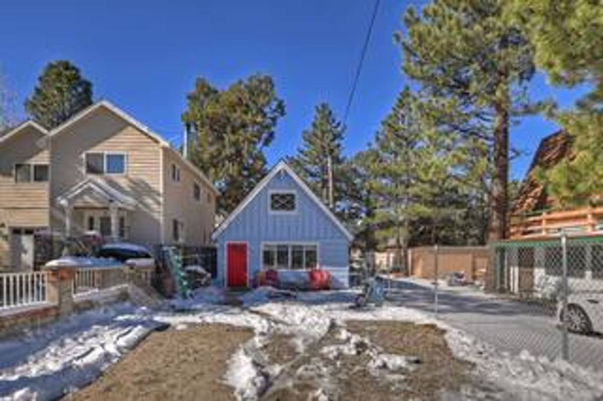 House for rent at 188 Wabash Lane, Sugarloaf, CA 92386