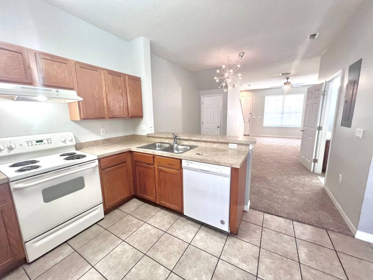 Townhouse for rent at 12719 Country Brook Lane, Tampa, FL 33625