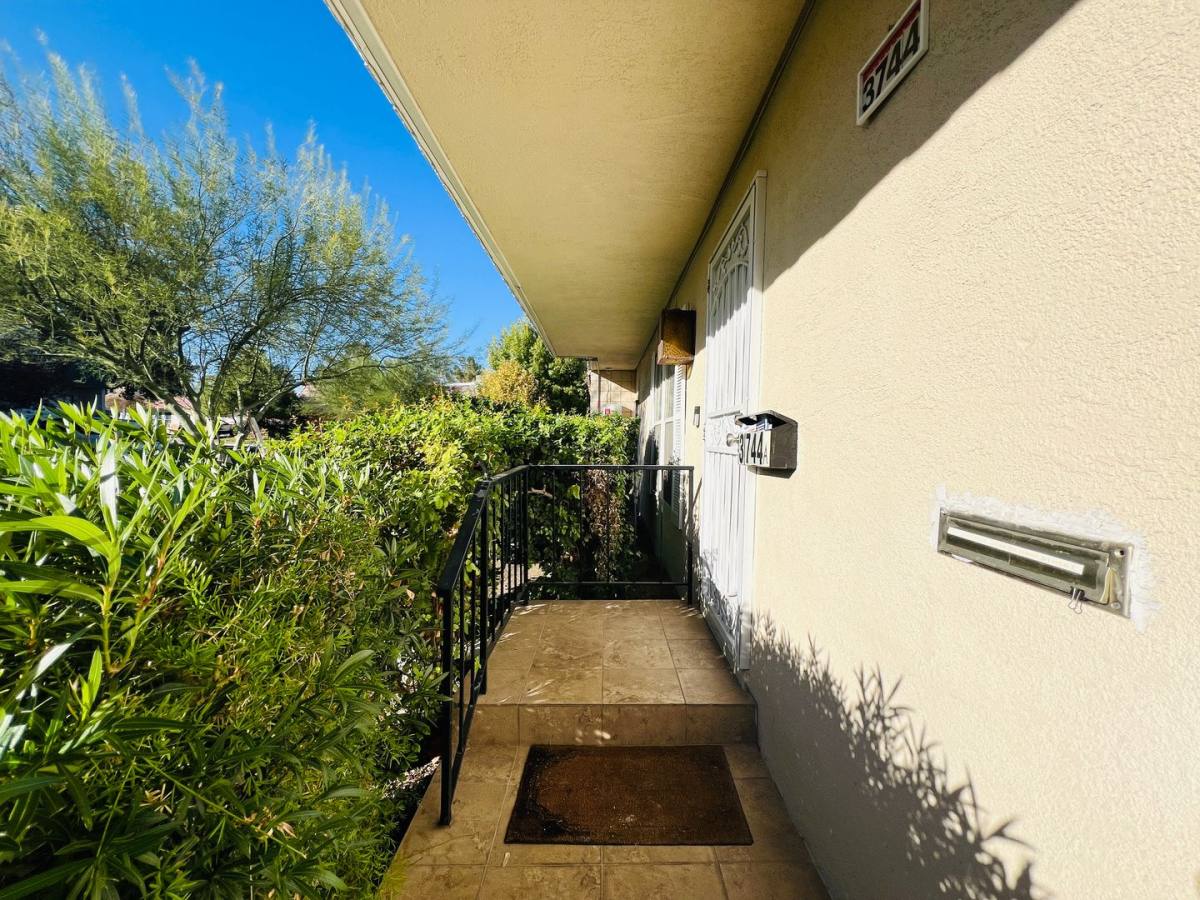 Apartment for rent at 3744 Pilgrim St, Las Vegas, NV 89121