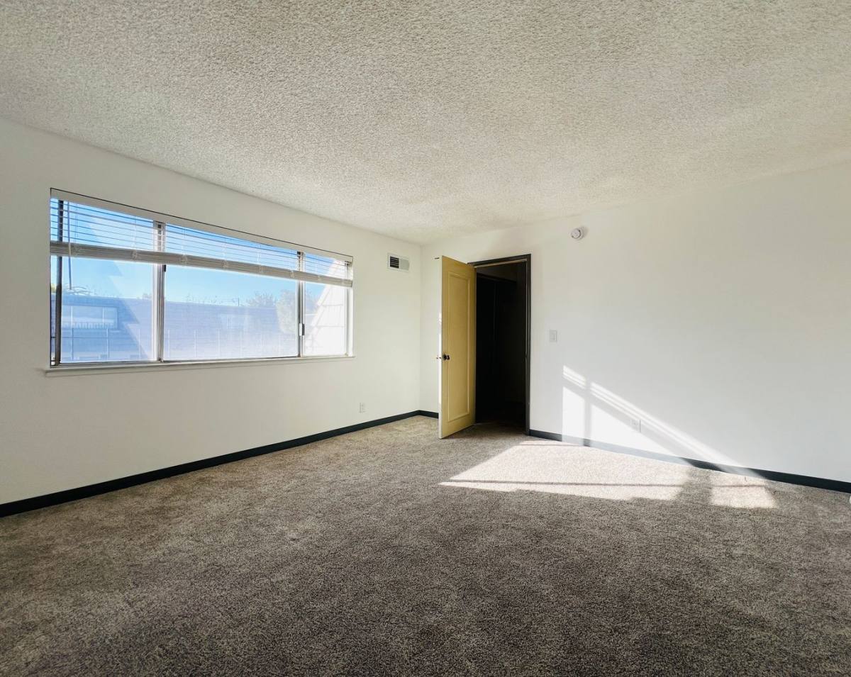 Apartment for rent at 3744 Pilgrim St, Las Vegas, NV 89121