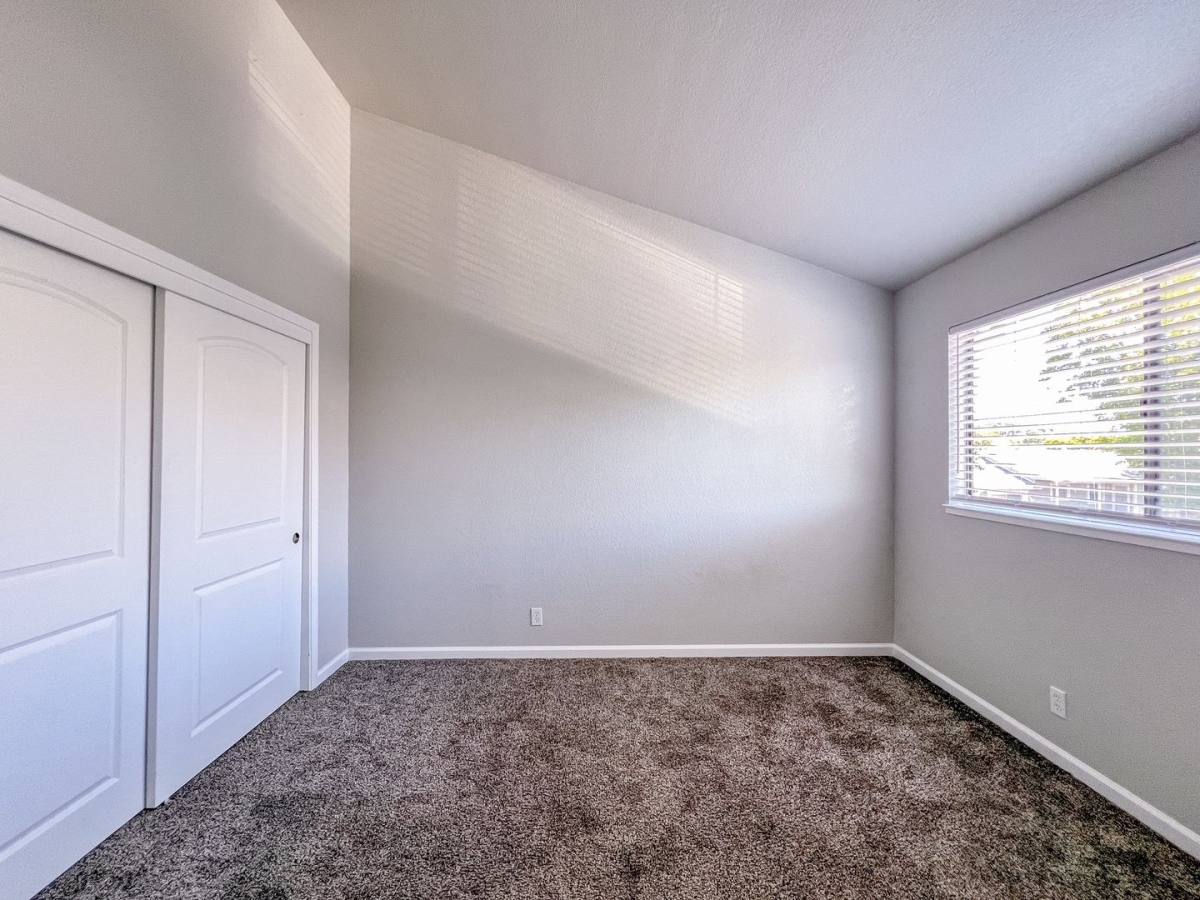 Townhouse for rent at 108-150 Adobe Lane, Napa, CA 94559