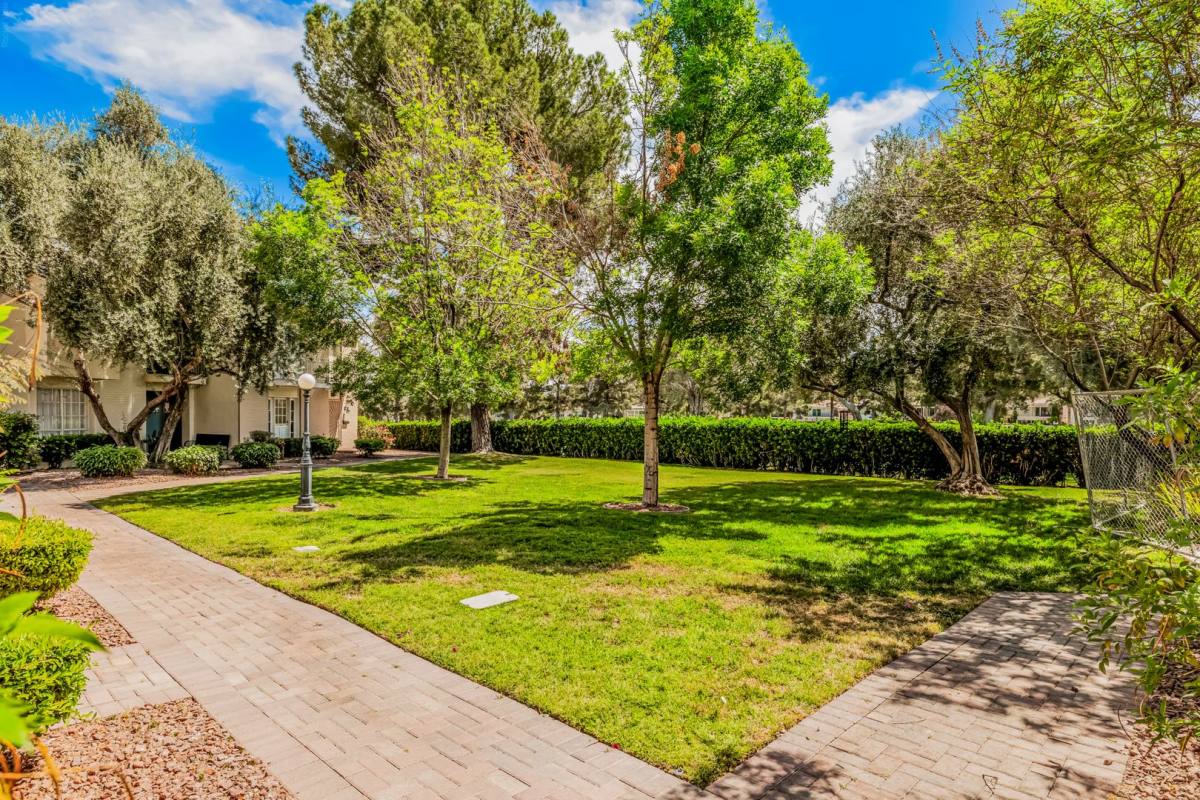 Townhouse for rent at 850 Tam O Shanter, Las Vegas, NV 89109