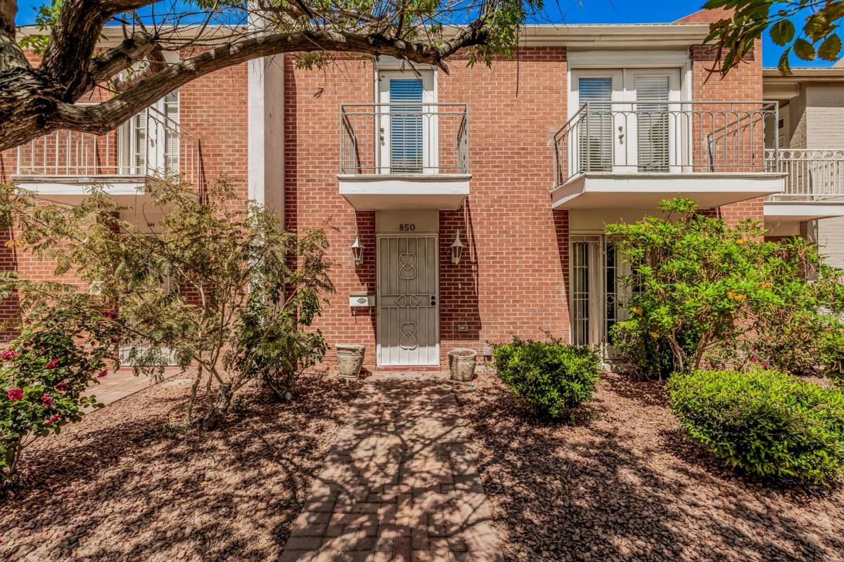Townhouse for rent at 850 Tam O Shanter, Las Vegas, NV 89109