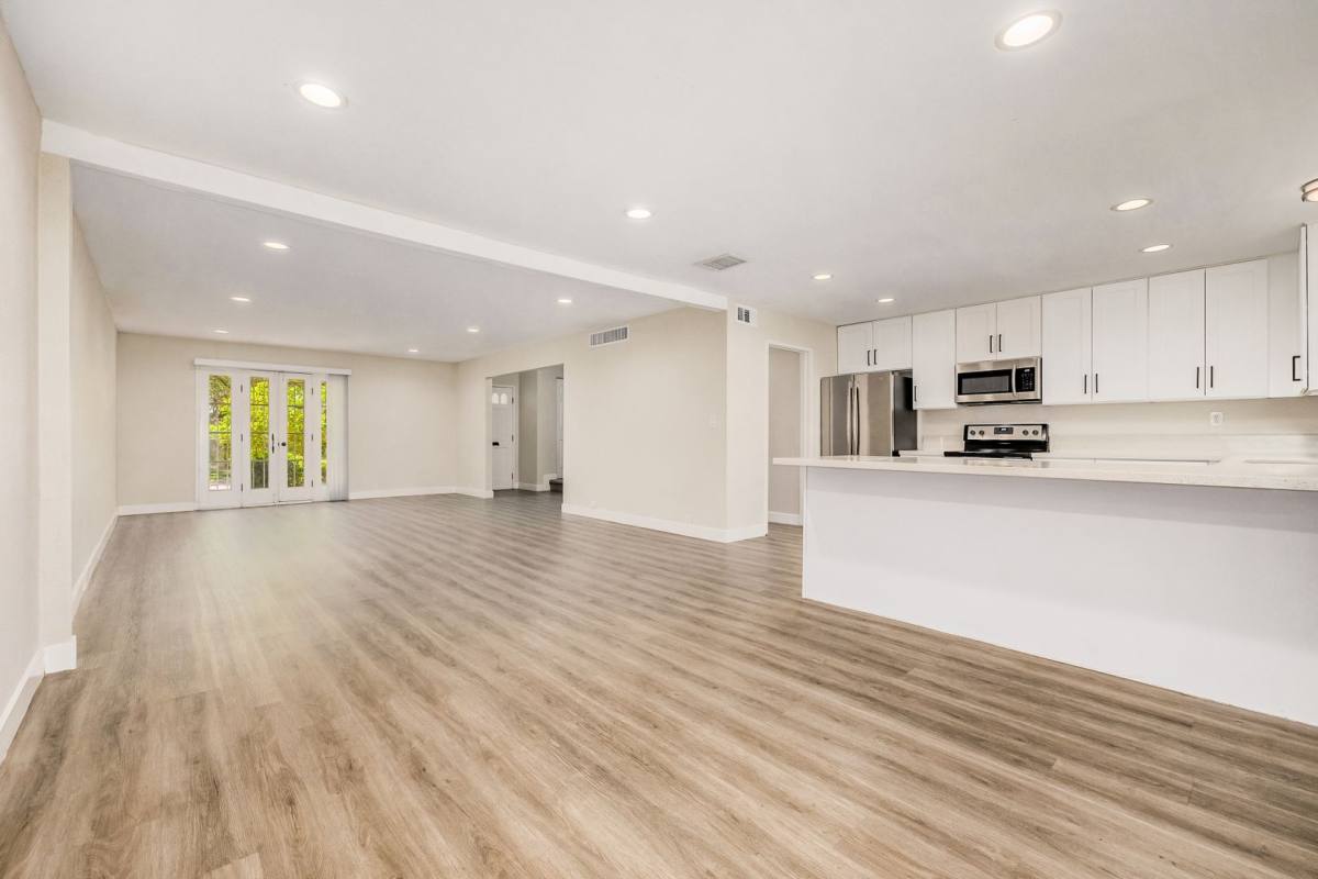 Townhouse for rent at 850 Tam O Shanter, Las Vegas, NV 89109