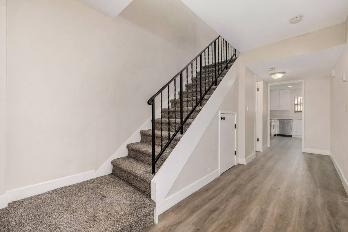 Townhouse for rent at 850 Tam O Shanter, Las Vegas, NV 89109