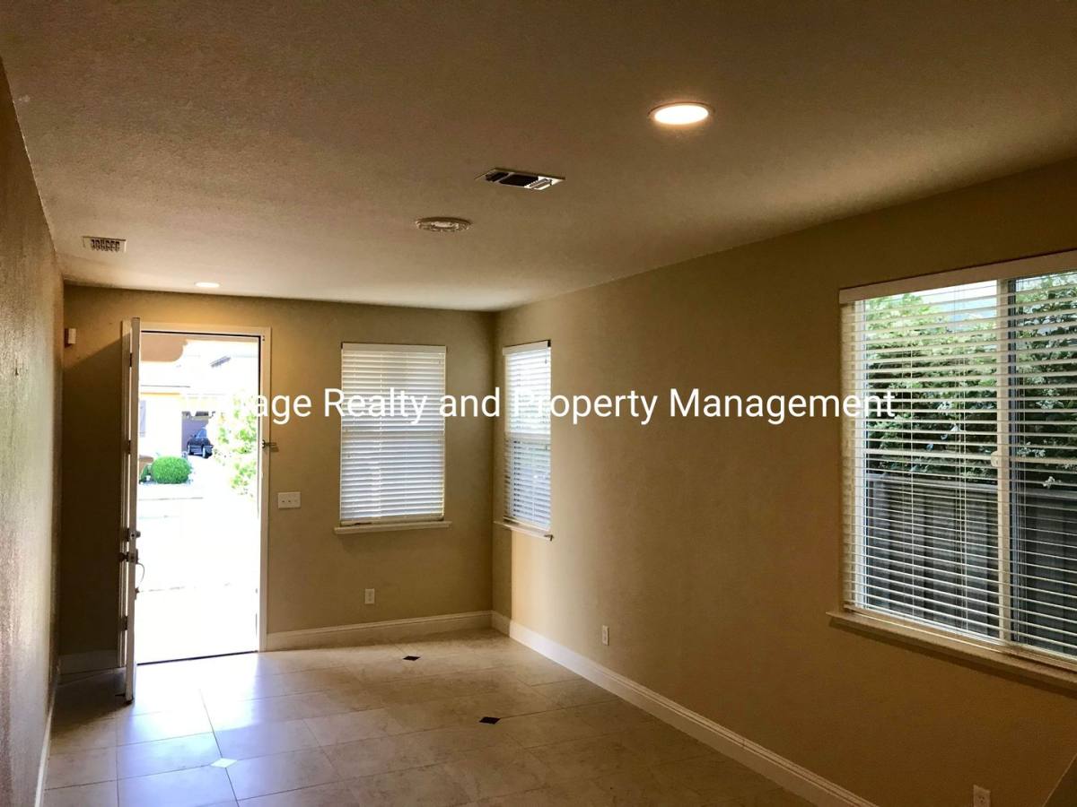 House for rent at 244 Lazy Ridge Ave, Lathrop, CA 95330