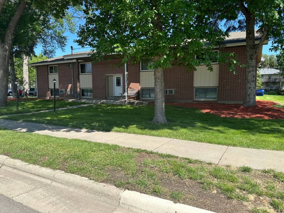 Apartment for rent at 2505 11th St E, Glencoe, MN 55336
