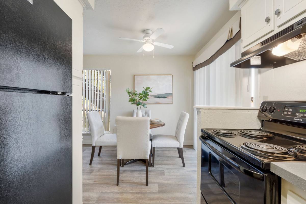 Apartment for rent at 7605 E 49th St, Tulsa, OK 74145