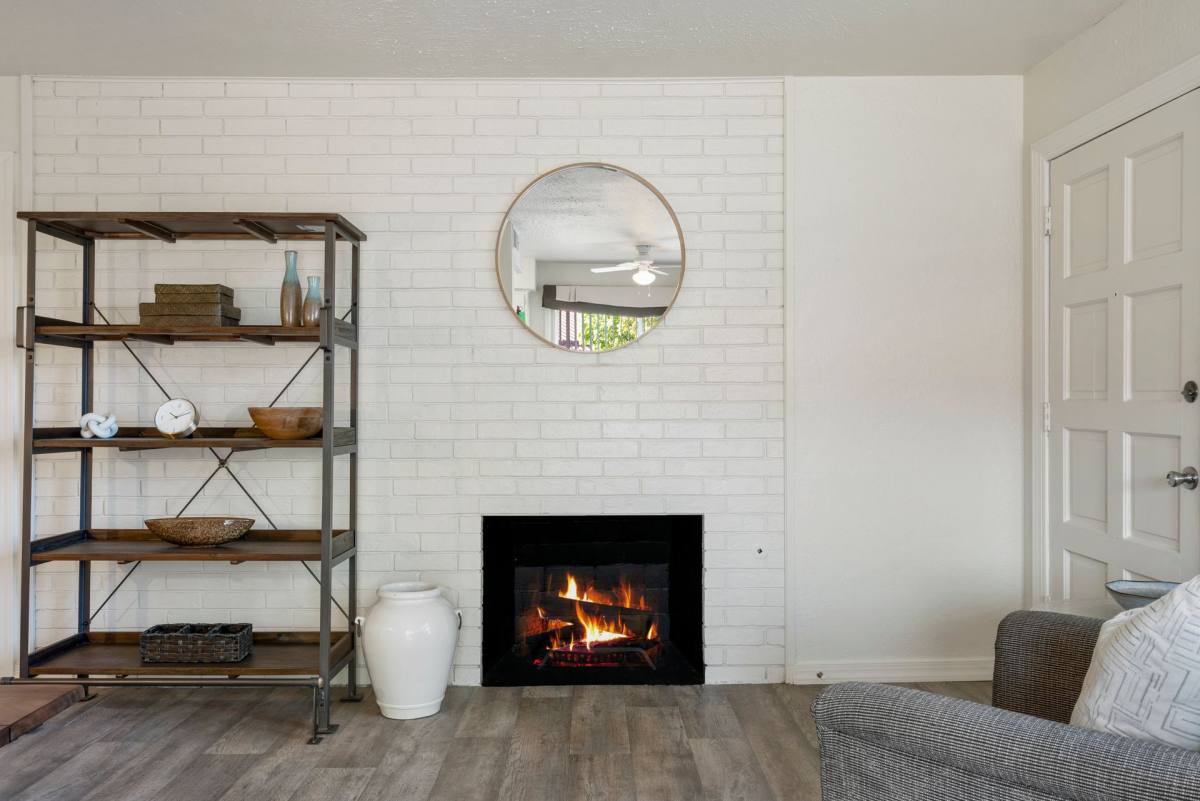 Apartment for rent at 7605 E 49th St, Tulsa, OK 74145