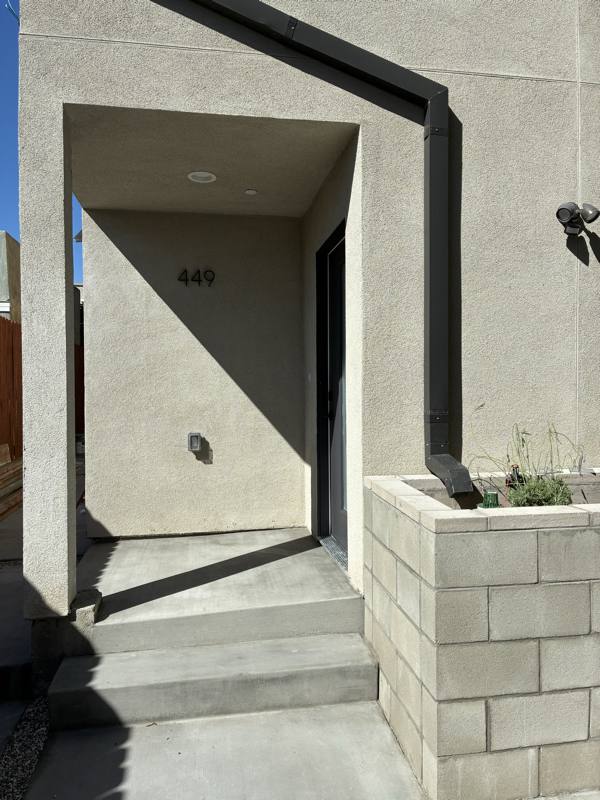 Townhouse for rent at 449 W 74th St, Los Angeles, CA 90003